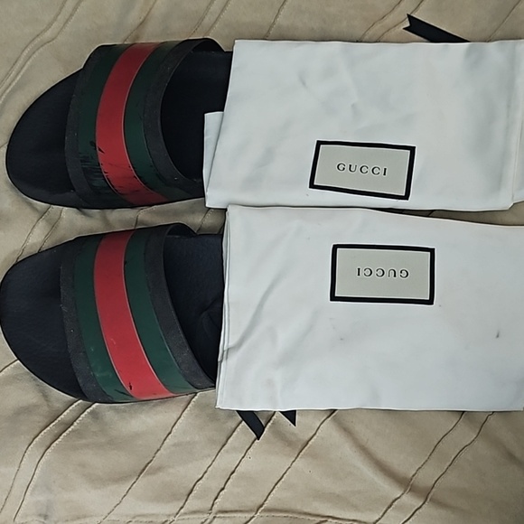 Gucci Black Slides with Red and Green Stripes - Picture 5 of 5